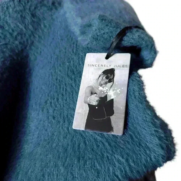 NWT Sincerely Jules short sleeve sweater - Picture 4 of 6